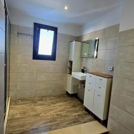 Apartmán Rustic Self-inn
